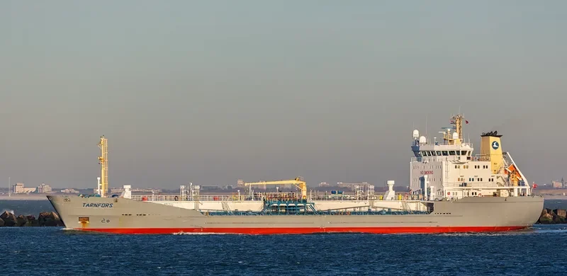 GAZPROMNEFT MURMANSK Tanker IMO 9167930 photo 6