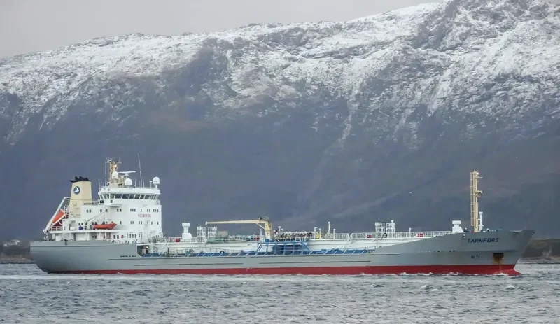 GAZPROMNEFT MURMANSK Tanker IMO 9167930 photo 8