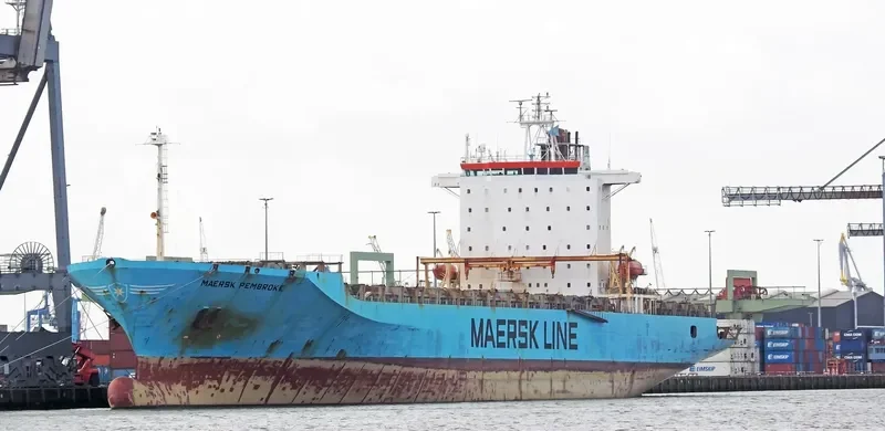 MAERSK PEMBROKE Container Ship IMO 9168180 photo 2