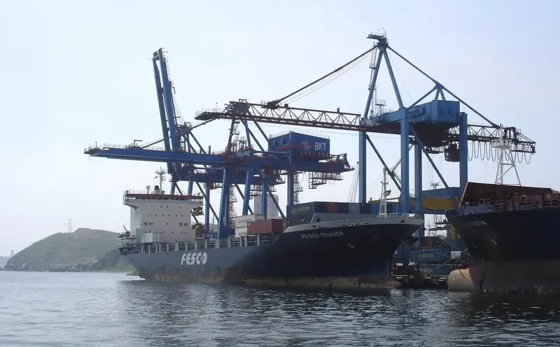 FESCO TRADER Container Ship IMO 9168233 photo 7