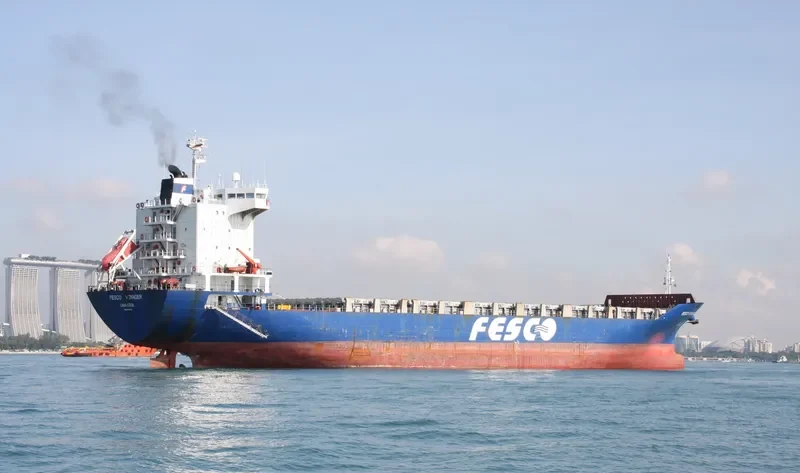 VICTORY VOYAGER Container Ship IMO 9168245 photo 4