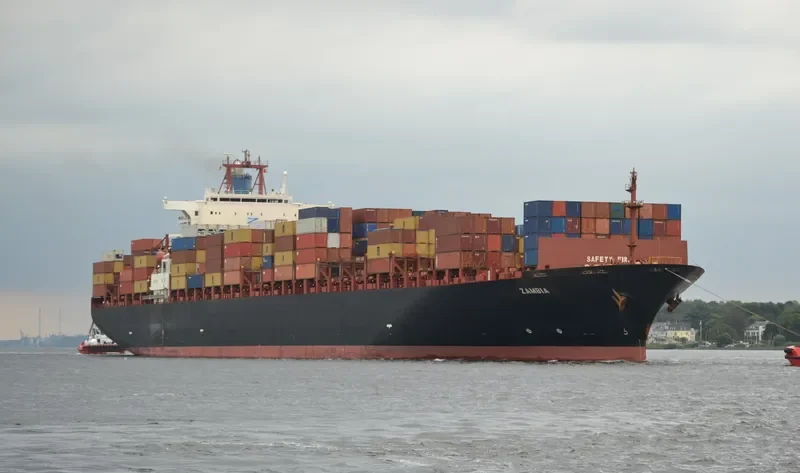 ZAMBIA Container Ship IMO 9168324 photo 8