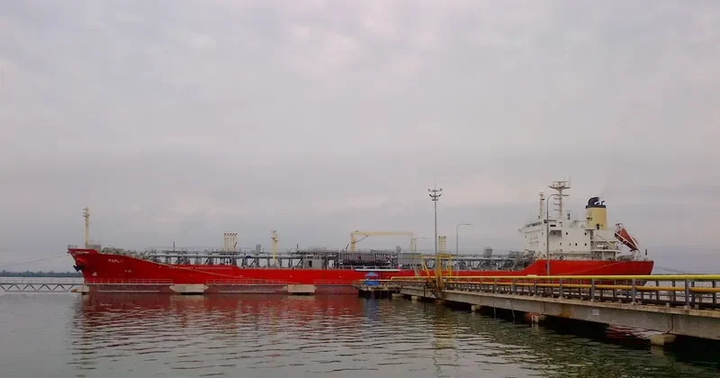 MAPLE Tanker IMO 9168477 photo 2