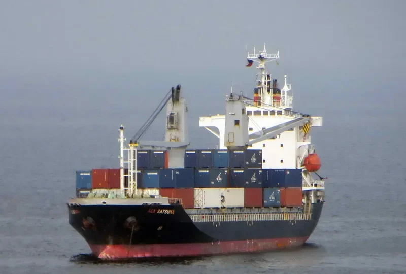 SENDAI VOYAGER Container Ship IMO 9168532 photo 5
