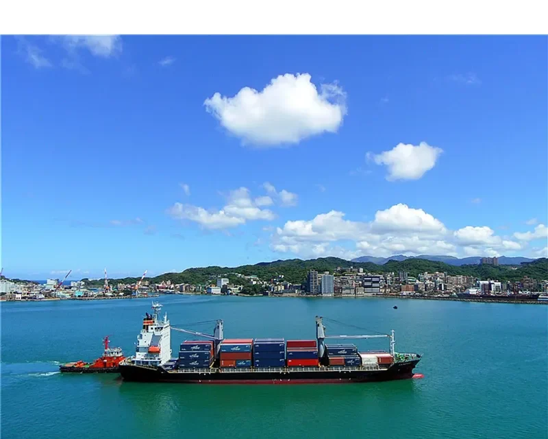 SENDAI VOYAGER Container Ship IMO 9168532 photo 8