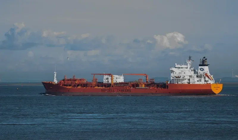 BOW FORTUNE Tanker IMO 9168635 photo 6