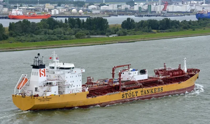 STOLT COMMITMENT Tanker IMO 9168647 photo 3