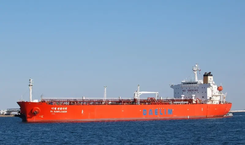 ELITE Tanker IMO 9168740 photo 8