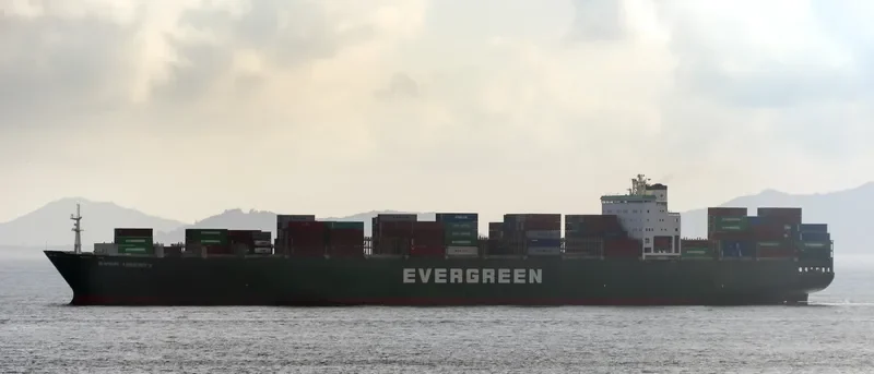 EVER UBERTY Container Ship IMO 9168831 photo 5
