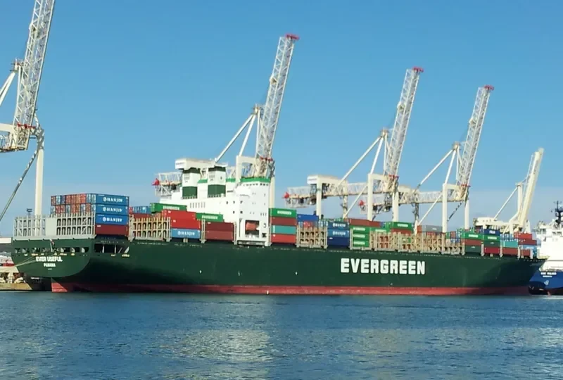 EVER USEFUL Container Ship IMO 9168879 photo 7