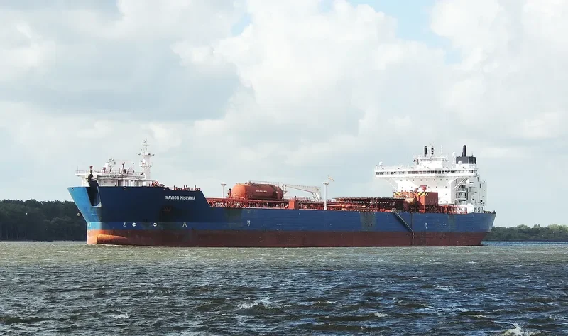NAVION HISPANIA Tanker IMO 9168922 photo 10
