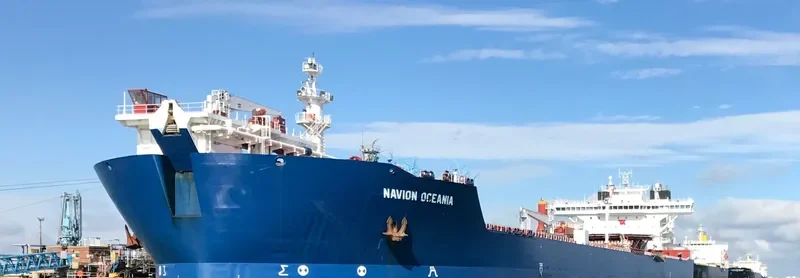 NAVION OCEANIA Tanker IMO 9168946 photo 3