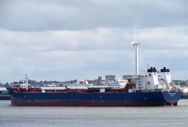 NAVION OCEANIA Tanker IMO 9168946 photo 4