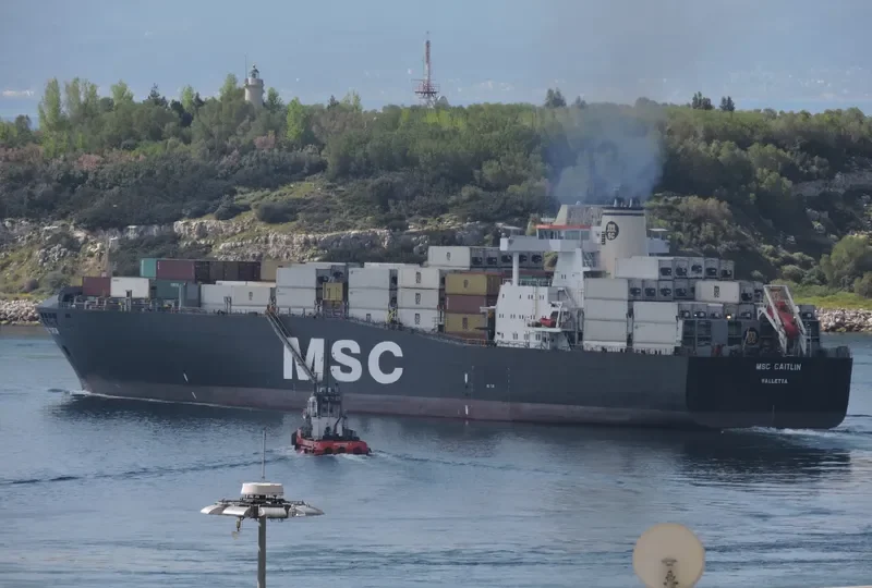 MSC CAITLIN Container Ship IMO 9169043 photo 5