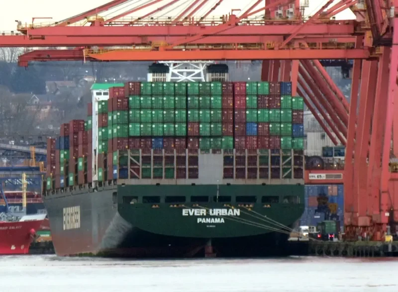 EVER URBAN Container Ship IMO 9169160 photo 2