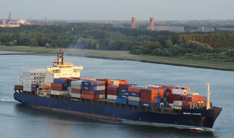 INTER SYDNEY Container Ship IMO 9169500 photo 4