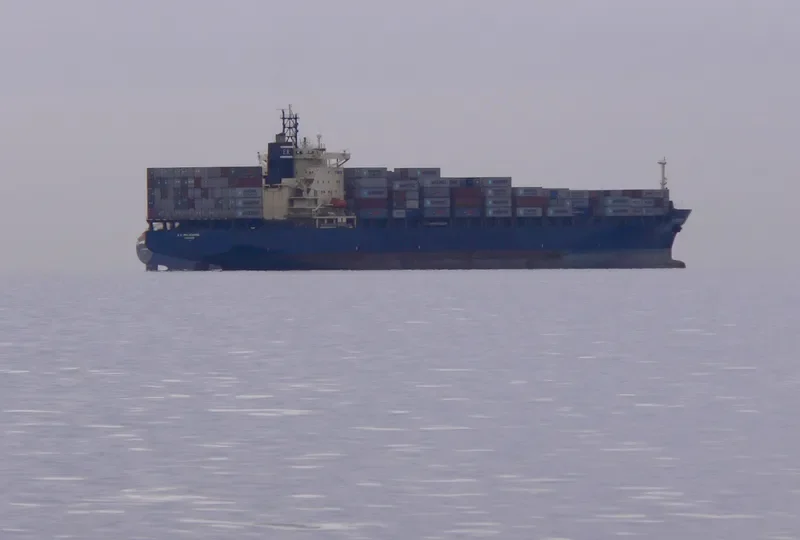 INTER SYDNEY Container Ship IMO 9169500 photo 9