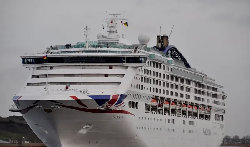 QUEEN OF THE OCEANS Passenger Ship IMO 9169550 photo 6