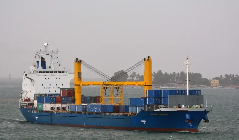 TANTO TERANG Container Ship IMO 9169653 photo 2