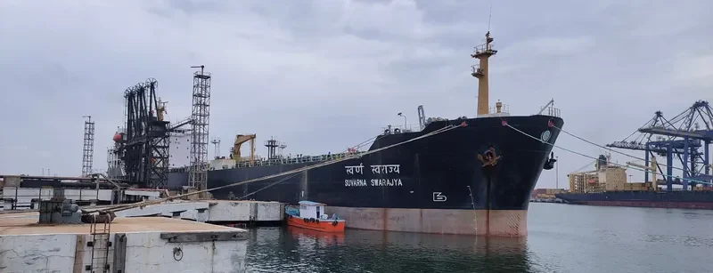 SUVARNA SWARAJYA Tanker IMO 9170432 photo 3