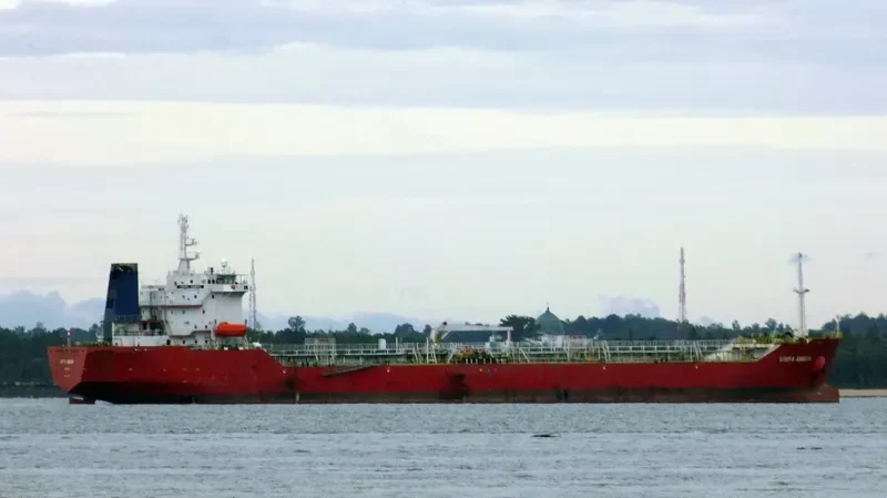 GRIYA AMBON Tanker IMO 9170614 photo 3
