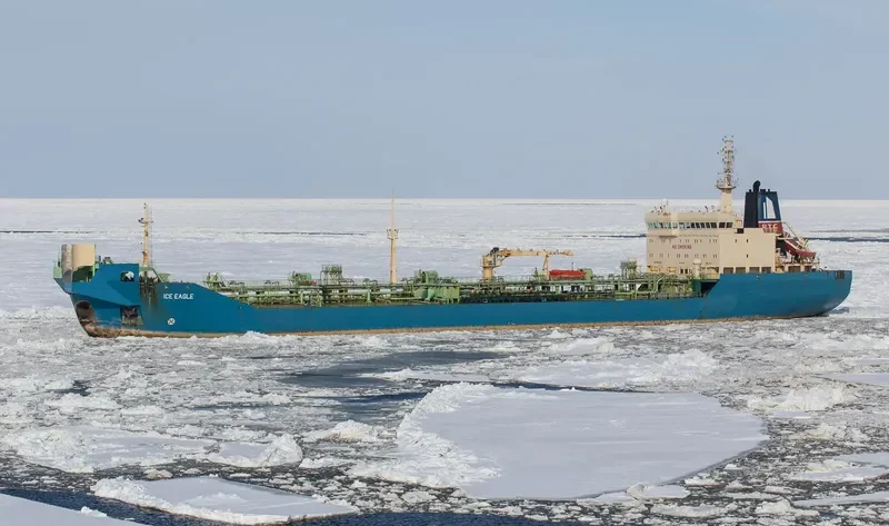 ICE EAGLE Tanker IMO 9171175 photo 2