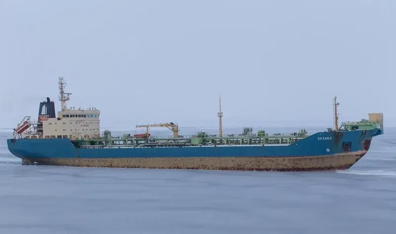 ICE EAGLE Tanker IMO 9171175 photo 3