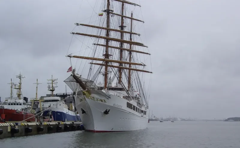 SEA CLOUD II Passenger Ship IMO 9171292 photo 2
