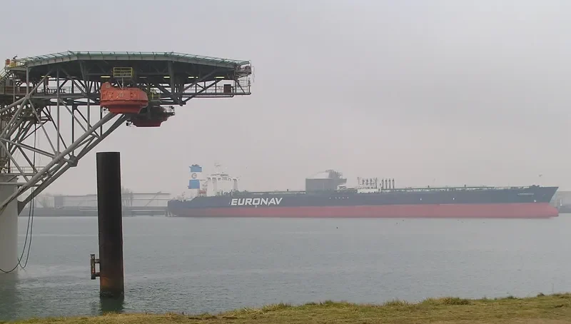 LUXE Tanker IMO 9171436 photo 7