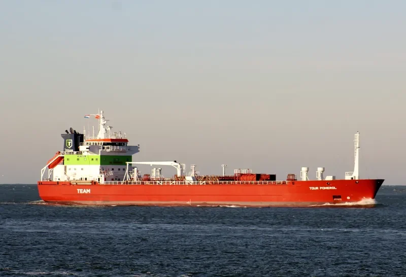 TOUR POMEROL Tanker IMO 9171474 photo 4