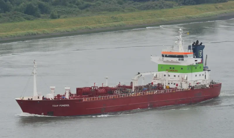 TOUR POMEROL Tanker IMO 9171474 photo 6