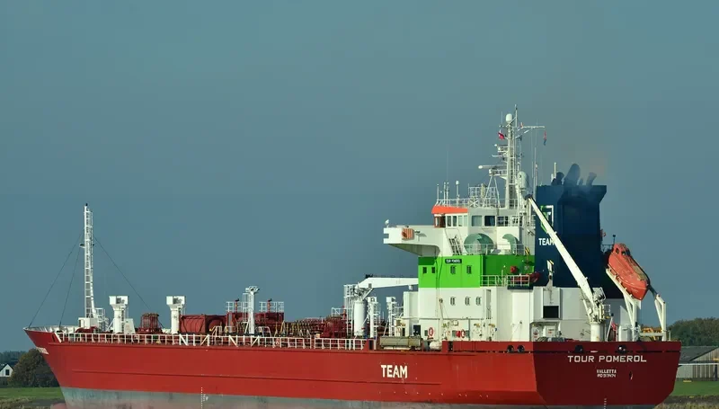TOUR POMEROL Tanker IMO 9171474 photo 9