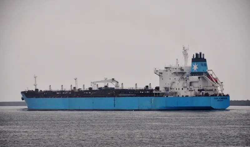 BRIGHT GOLD Tanker IMO 9171503 photo 8