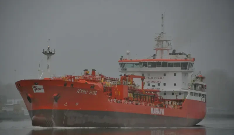 IEVOLI SHINE Tanker IMO 9172167 photo 2