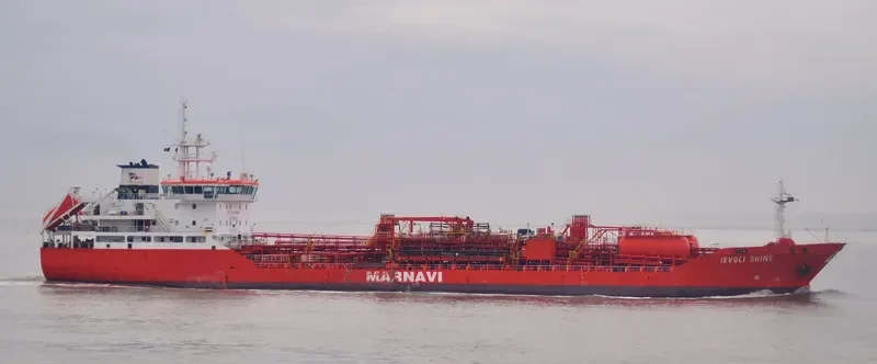 IEVOLI SHINE Tanker IMO 9172167 photo 3