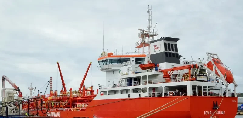 IEVOLI SHINE Tanker IMO 9172167 photo 8