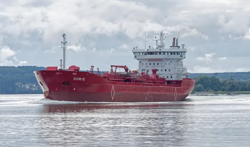 DORIS Tanker IMO 9172210 photo 4