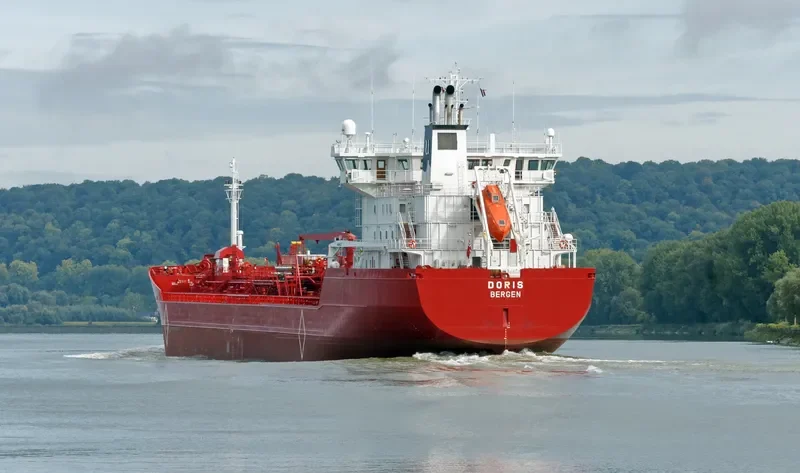 DORIS Tanker IMO 9172210 photo 5