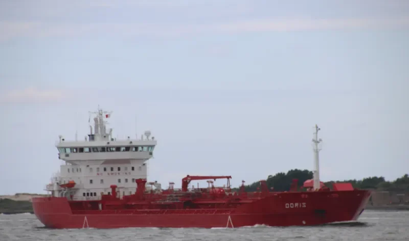 DORIS Tanker IMO 9172210 photo 10