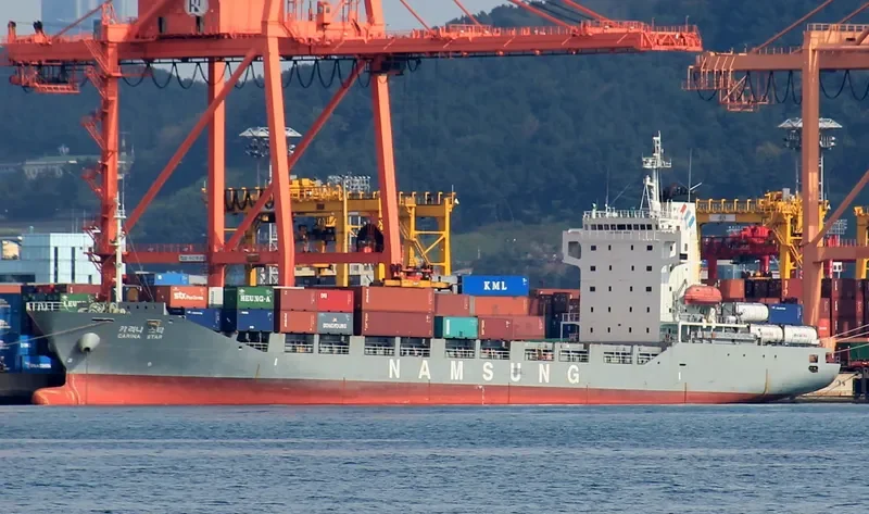 RUN LONG Container Ship IMO 9172612 photo 10