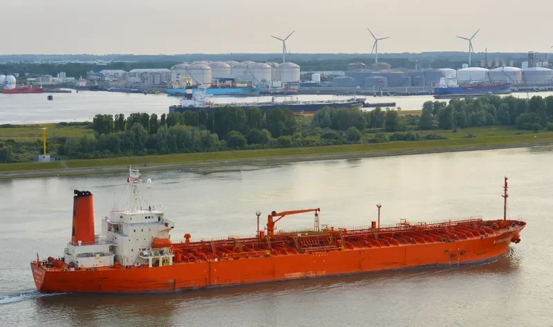 KURUSHINA Tanker IMO 9172727 photo 5