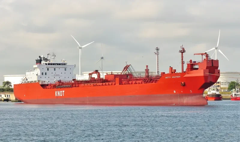 BETTY KNUTSEN Tanker IMO 9172870 photo 3