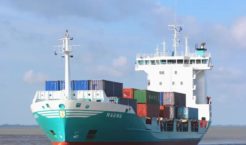RAGNA Container Ship IMO 9173329 photo 4