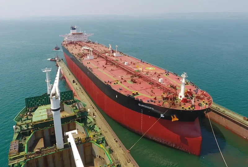 SAVIOR Tanker IMO 9173745 photo 4