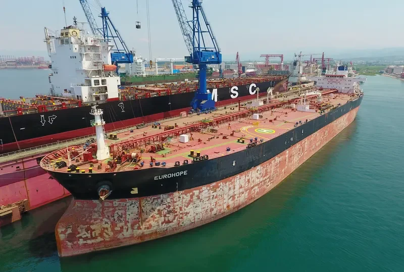 SAVIOR Tanker IMO 9173745 photo 5