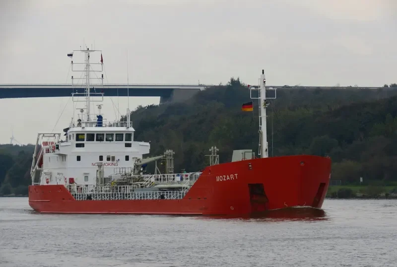 MOZART Tanker IMO 9174086