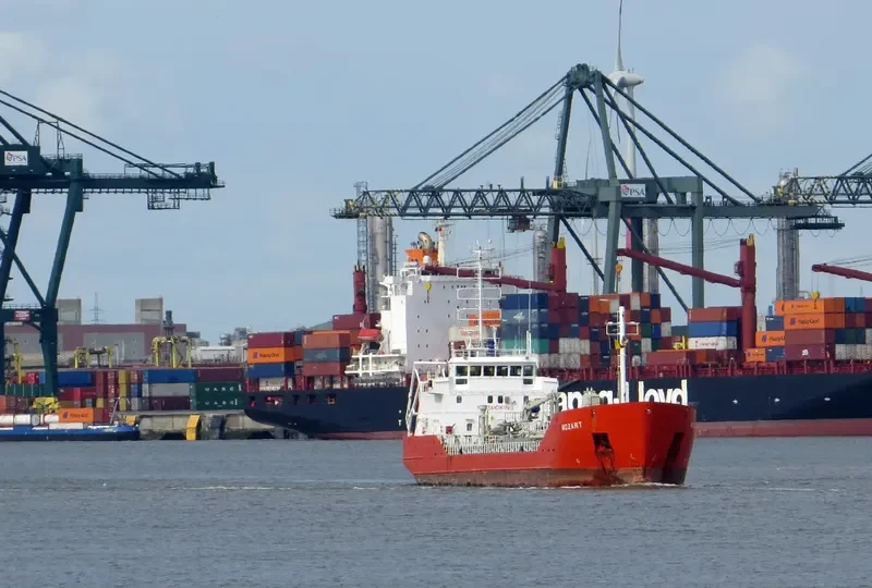 MOZART Tanker IMO 9174086 photo 7
