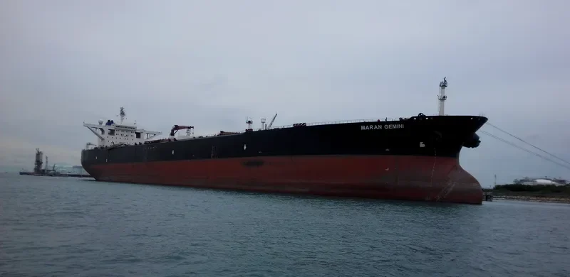 MARAN GEMINI Tanker IMO 9174218 photo 4