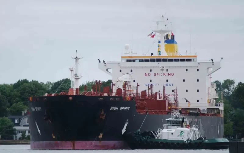 STAR SINO Tanker IMO 9174610 photo 7