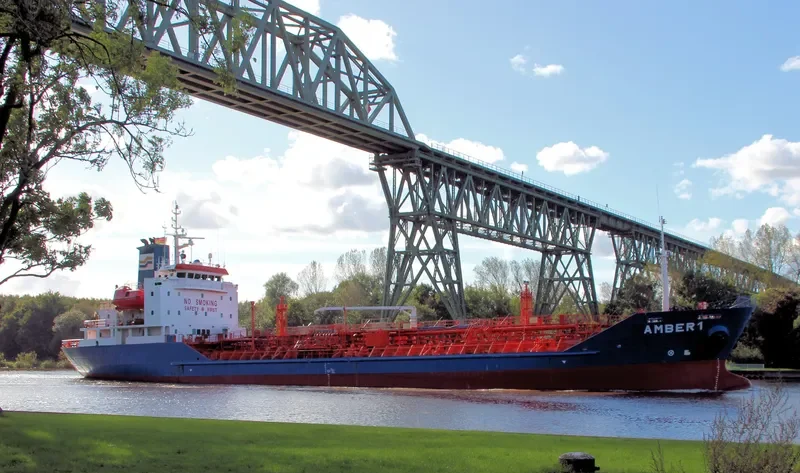 ZALIV STRELOK Tanker IMO 9174713 photo 2